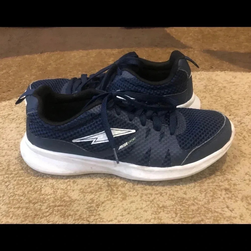 Avia-navy &white -sz 8 - Picture 3 of 3